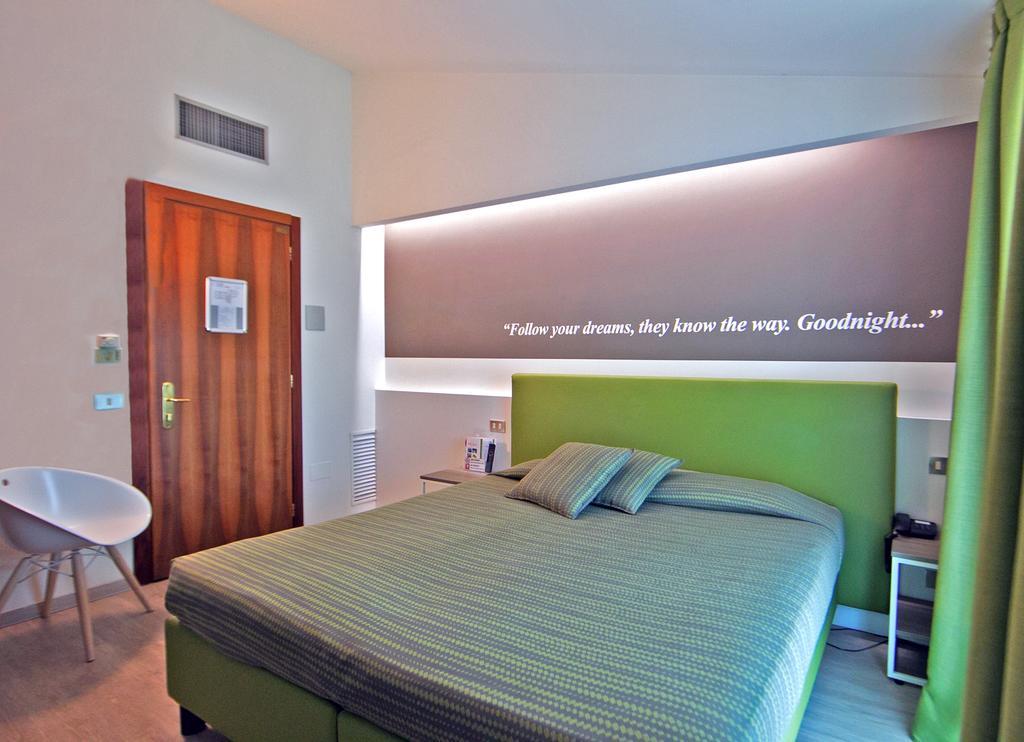 Hotel Ideal Sirmione Luaran gambar