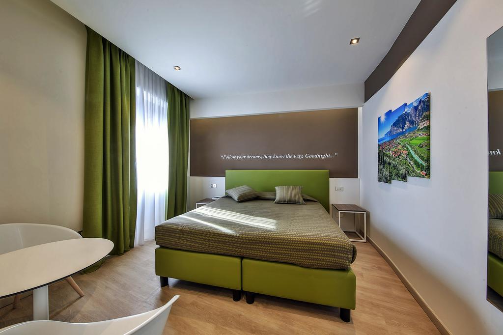 Hotel Ideal Sirmione Luaran gambar